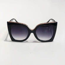 Load image into Gallery viewer, Black &#39;Gigi&#39; Rose Gold Oversized Sunglasses - *Only Ships Within USA* - Sunglass Innovation®
