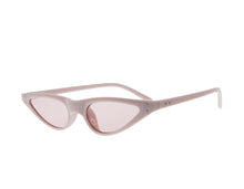 Load image into Gallery viewer, Rumour Sunglasses - *Only Ships Within USA* - Sunglass Innovation®
