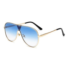 Load image into Gallery viewer, Luxury Vintage Fashion Pilot Sunglasses. - Sunglass Innovation®
