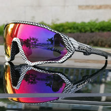 Load image into Gallery viewer, Unisex Polarized Sports Photocromic Cycling Sunglasses - Sunglass Innovation®
