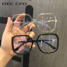 Load image into Gallery viewer, Women&#39;s Oversized Classic Vintage Sunglasses. Plastic Frame. - Sunglass Innovation®
