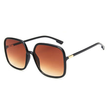 Load image into Gallery viewer, Women&#39;s Oversized Classic Vintage Sunglasses. Plastic Frame. - Sunglass Innovation®
