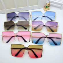 Load image into Gallery viewer, Oversized Square Sunglasses Vintage Alloy Frame - *Only Ships Within USA* - Sunglass Innovation®
