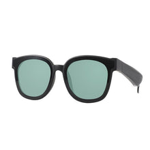 Load image into Gallery viewer, Smart Audio Bluetooth 5.0 Sunglasses. Anti-UV. - Sunglass Innovation®
