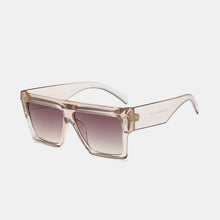 Load image into Gallery viewer, Sunglass Innovation® - Sunglass Innovation
