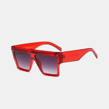 Load image into Gallery viewer, Sunglass Innovation® - Sunglass Innovation
